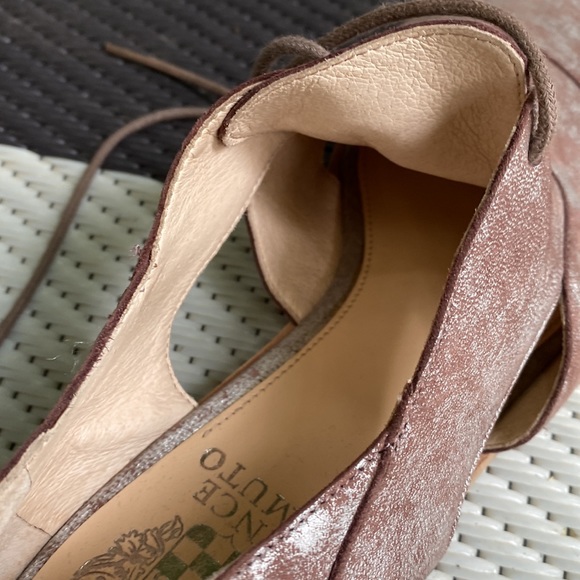 Vince Camuto Leather Metallic Cutout Oxfords - Picture 8 of 9